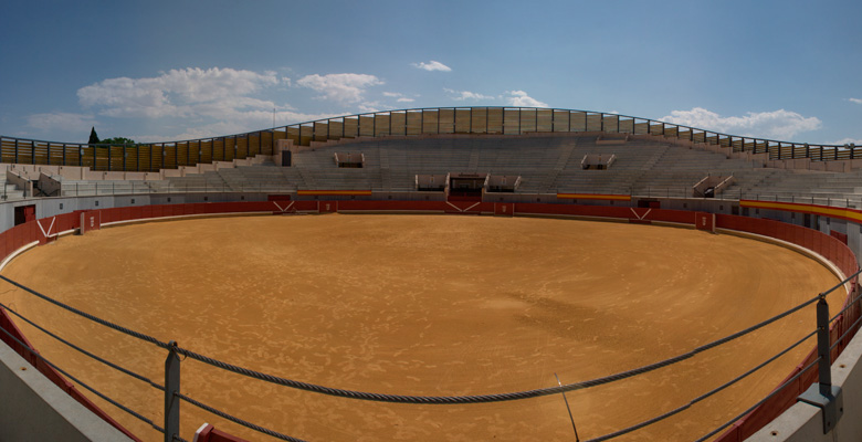 Frontal de la Plaza de Almodovar del Campo